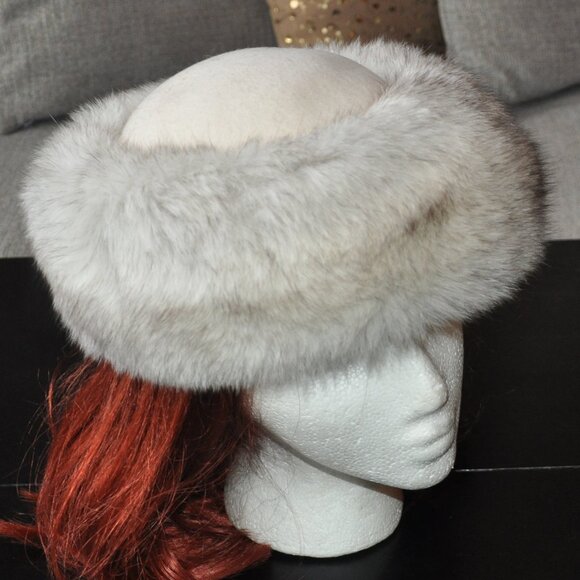 Arctic Fox Fur Cossack Winter Hat Cap Après Ski M - Picture 1 of 7